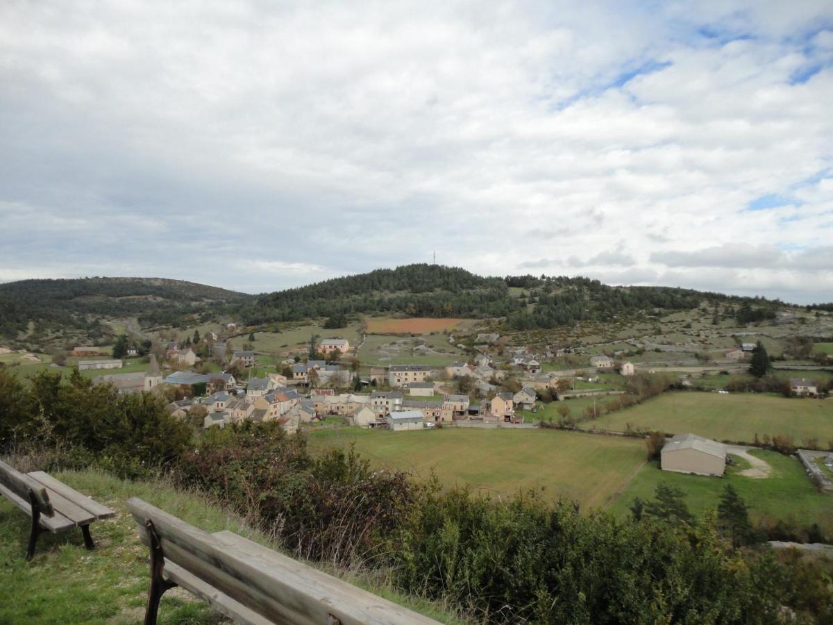 Gite Clevacances Laval-du-Tarn 外观 照片